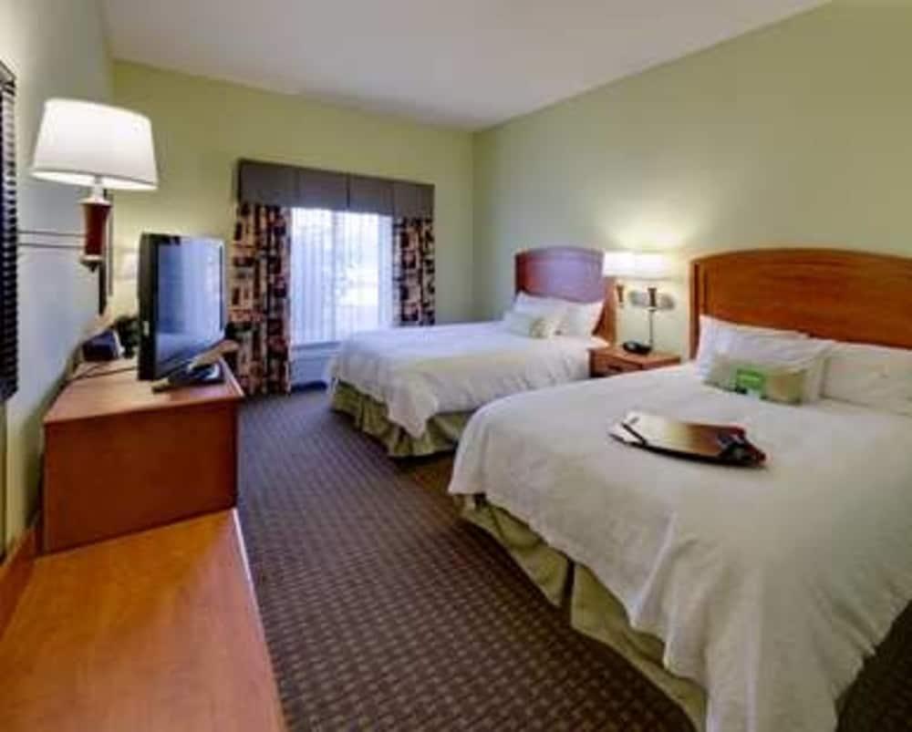 Hampton Inn & Suites Moline-Quad City Int'L Aprt Екстериор снимка