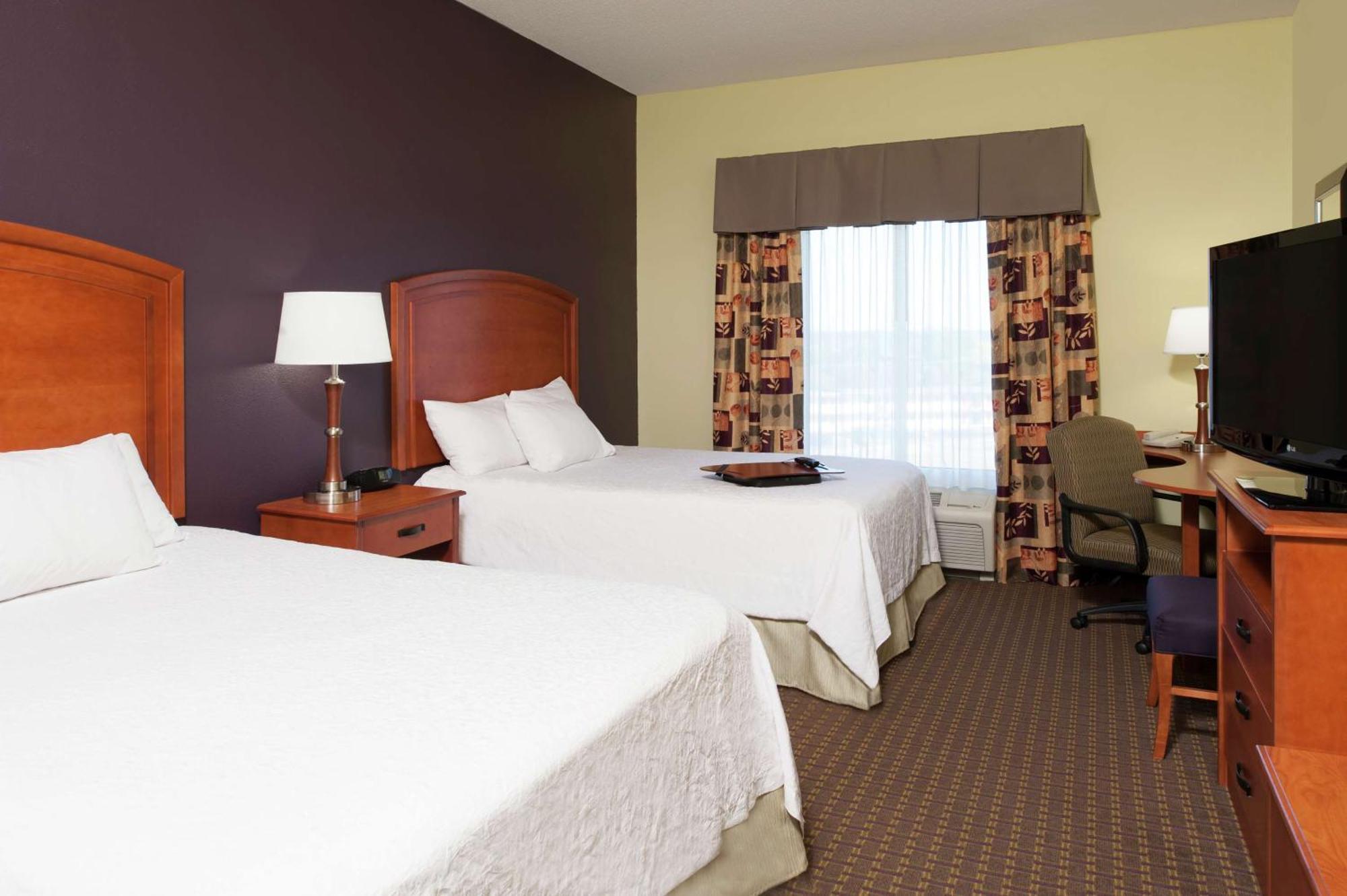 Hampton Inn & Suites Moline-Quad City Int'L Aprt Екстериор снимка